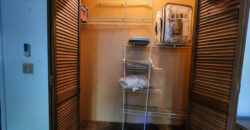Green Salamander – Upstairs One Bedroom Apartment
