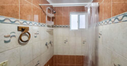 Sidewalk Charmer – One Bedroom Apartment