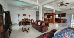 Belmopan Two Story Home – Three Bedroom Apartment