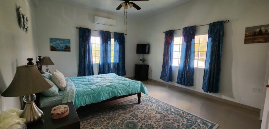 Belmopan Two Story Home – Three Bedroom Apartment