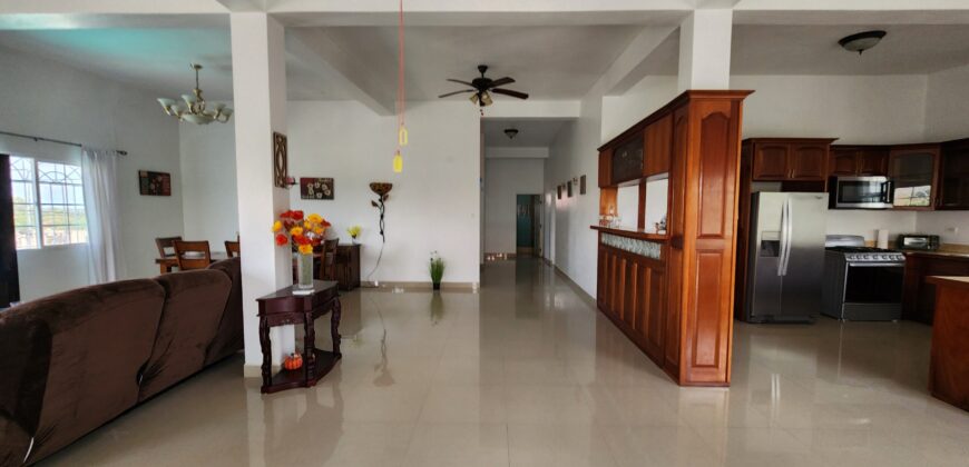 Belmopan Two Story Home – Three Bedroom Apartment