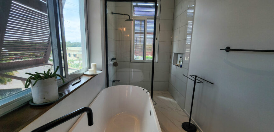Upscale Two-Bedroom Rental with Expansive Veranda