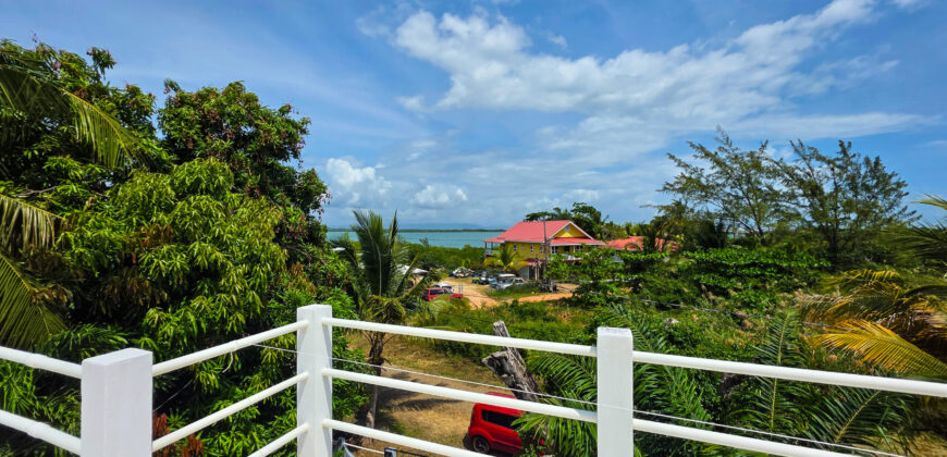 Casa Laguna