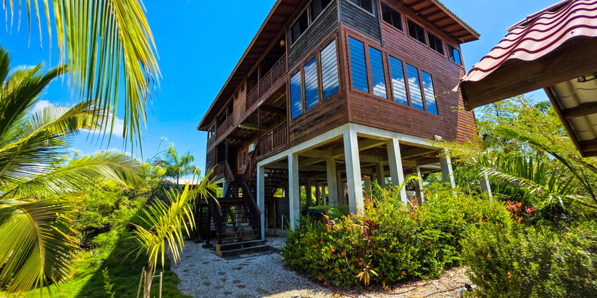Pleasant Villa – Sunset Views