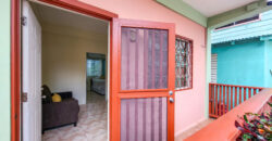 Cozy Sidewalk Apartment – One bedroom