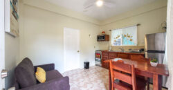 Cozy Sidewalk Apartment – One bedroom